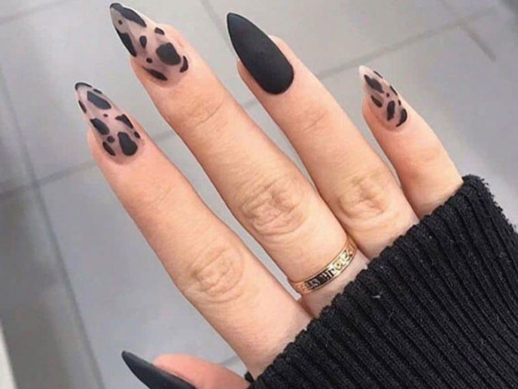 25 مدل ناخن گرانج جدید دخترانه ۱۴۰۲ مناسب دختران متفاوتNew grunge nail style for girls